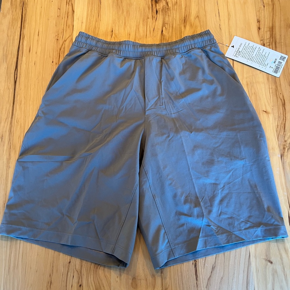 Lululemon Pace Breaker men’s shorts 9 inch gray green small NWT